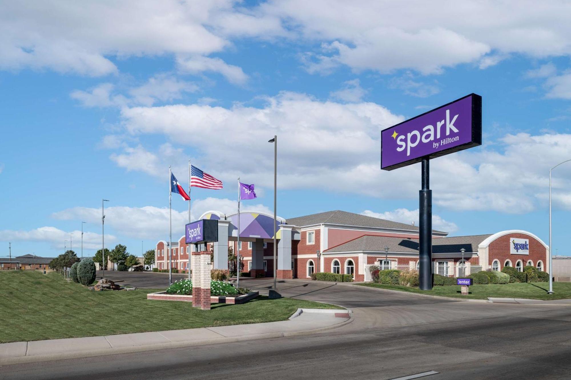 Spark By Hilton Dumas Eksteriør bilde